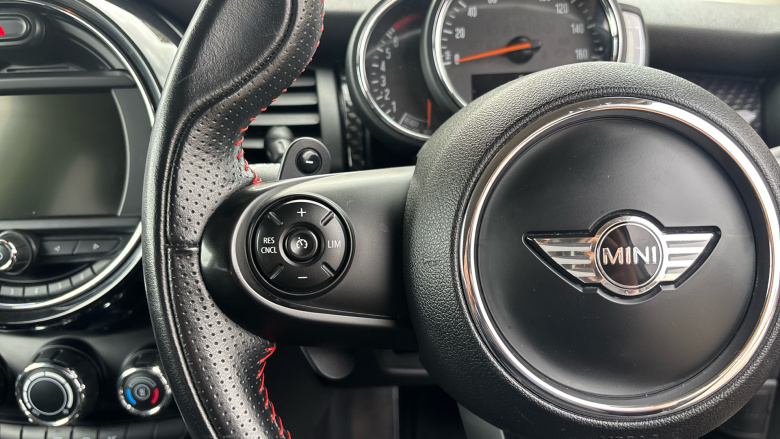 MINI Hatchback 2.0 Cooper S 3dr Auto Petrol Hatchback